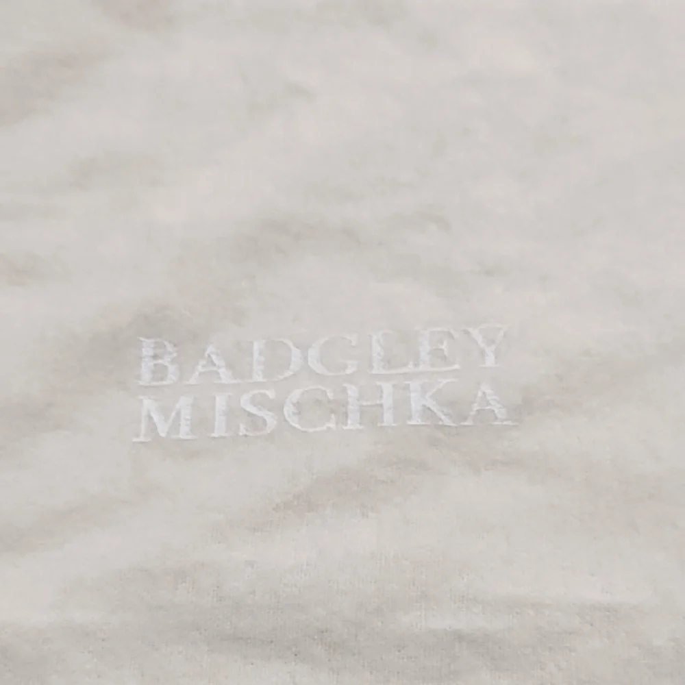 Badgley Mischka Cream Dust Bag - Picture 3 of 7